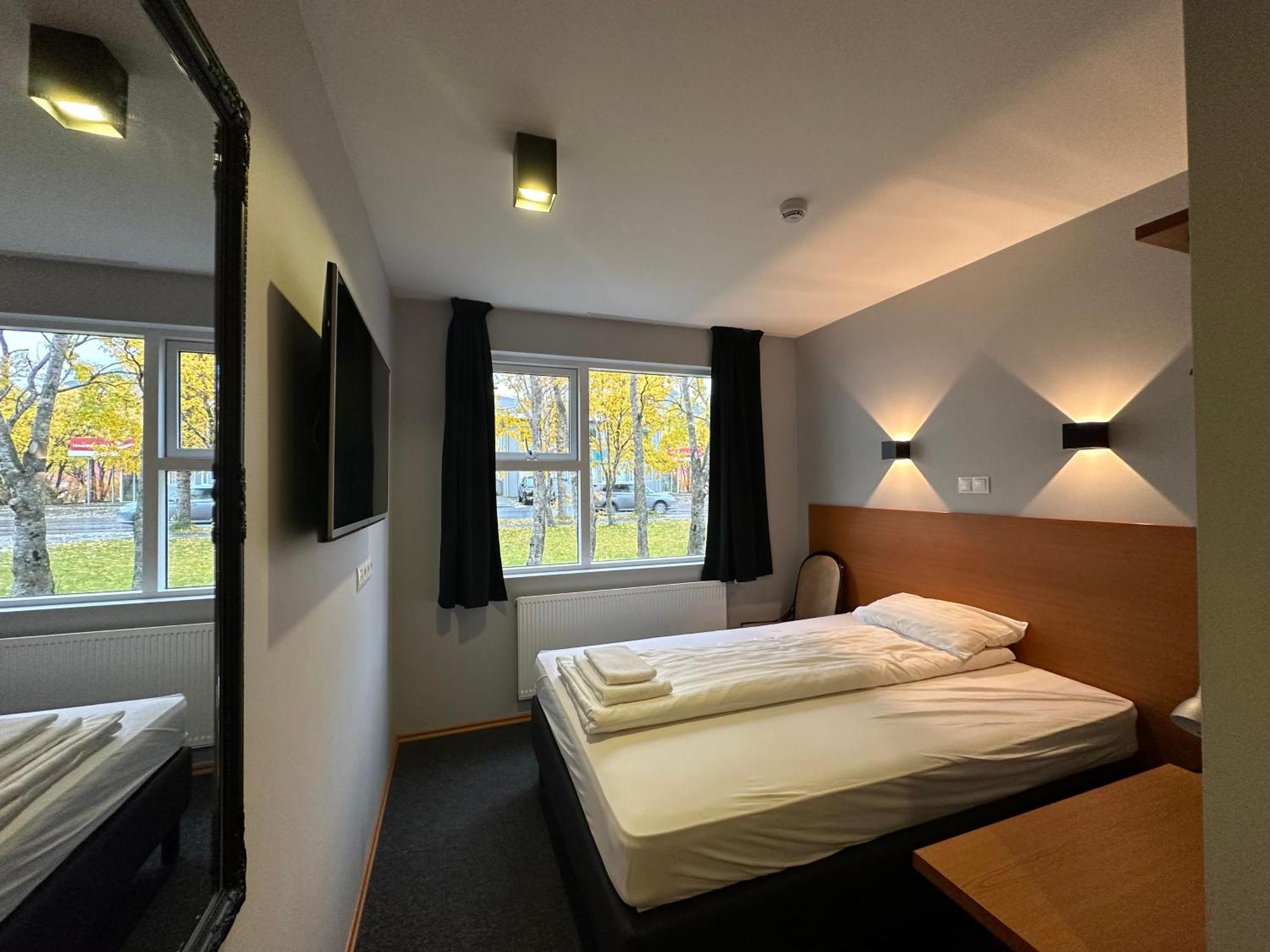 Hotel Austur Reydarfjordur Экстерьер фото